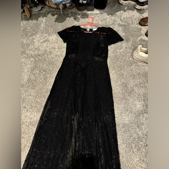 black maxi dress with shorts and bra built in - Picture 4 of 4